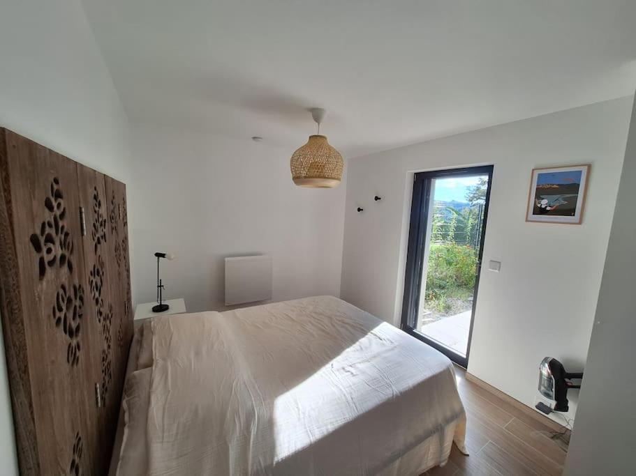 Logement Neuf A 2 Pas Du Lac La Bridoire Екстериор снимка
